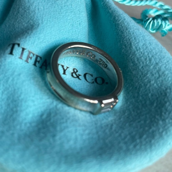 Tiffany & Co. Baguette Ring - Picture 10 of 10